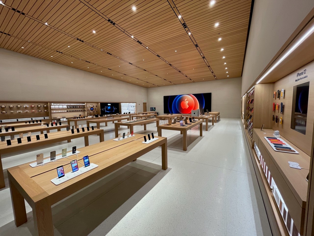 Fritz Farm - Apple Store - Apple